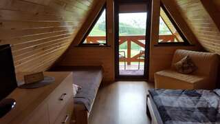 Дома для отпуска Domek w Bieszczadach Лютовиска Дом с 2 спальнями-40